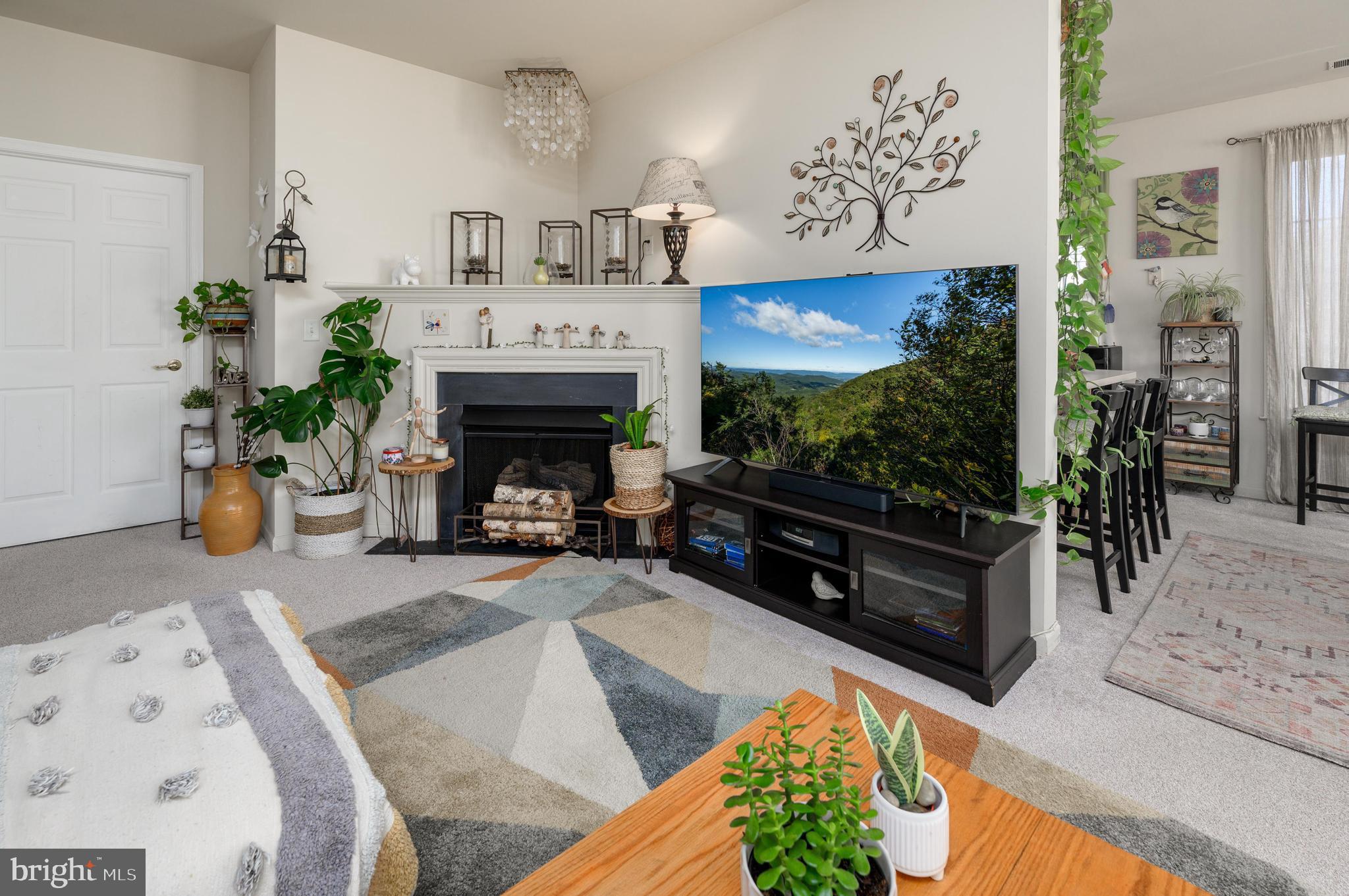 31 Kyle Way Ewing, NJ 08628 - Photo 8 of 25 Corner Fireplace with Shelf Mantel