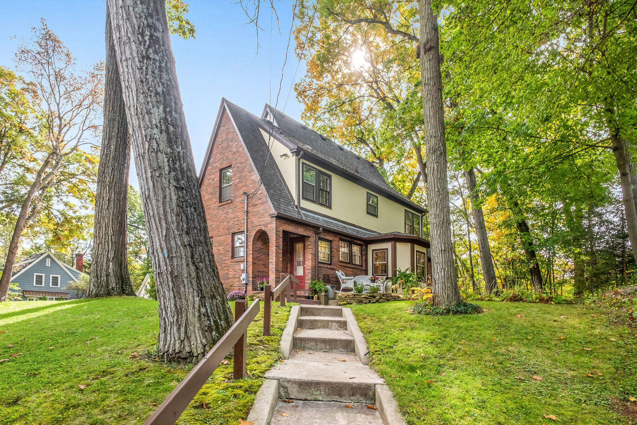 1001 Brighton Road Jackson, MI 49203 - Photo 3 of 39 3