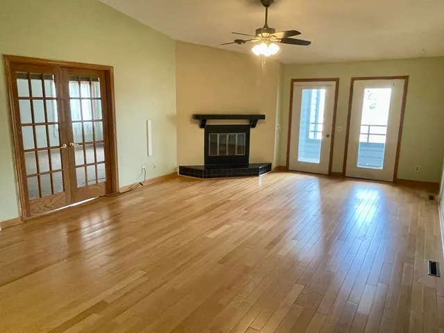 $280,000 | 530 East Hiawatha Drive, Unit 318, Wisconsin Dells, WI 53965