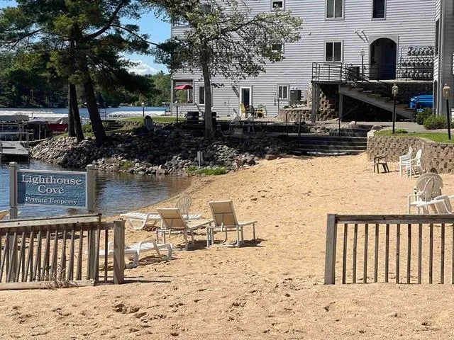 $280,000 | 530 East Hiawatha Drive, Unit 318, Wisconsin Dells, WI 53965