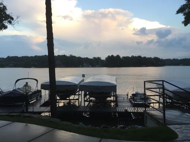 $280,000 | 530 East Hiawatha Drive, Unit 318, Wisconsin Dells, WI 53965