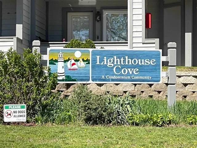 $280,000 | 530 East Hiawatha Drive, Unit 318, Wisconsin Dells, WI 53965