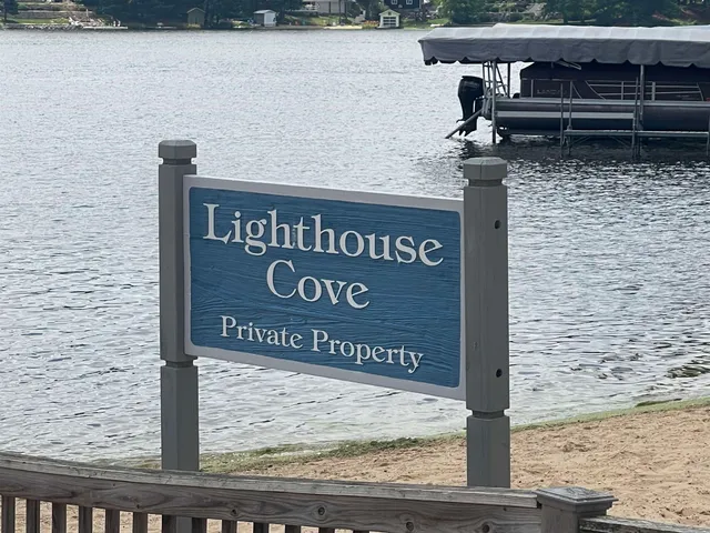 $280,000 | 530 East Hiawatha Drive, Unit 318, Wisconsin Dells, WI 53965