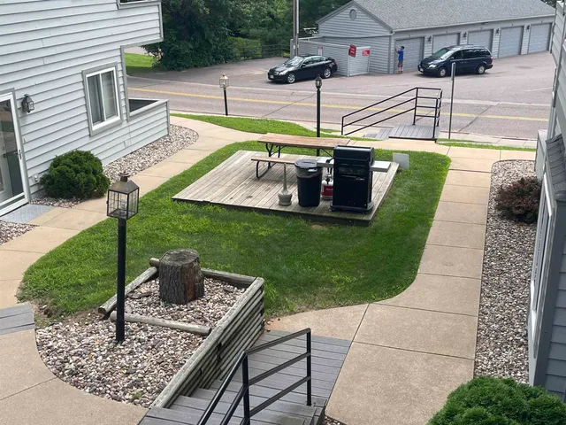 $280,000 | 530 East Hiawatha Drive, Unit 318, Wisconsin Dells, WI 53965