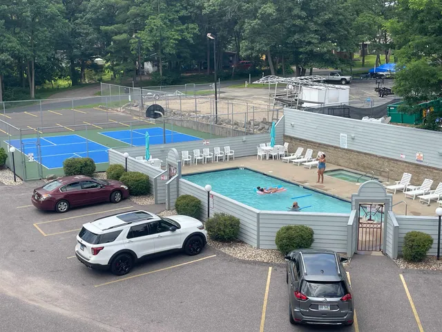 $280,000 | 530 East Hiawatha Drive, Unit 318, Wisconsin Dells, WI 53965