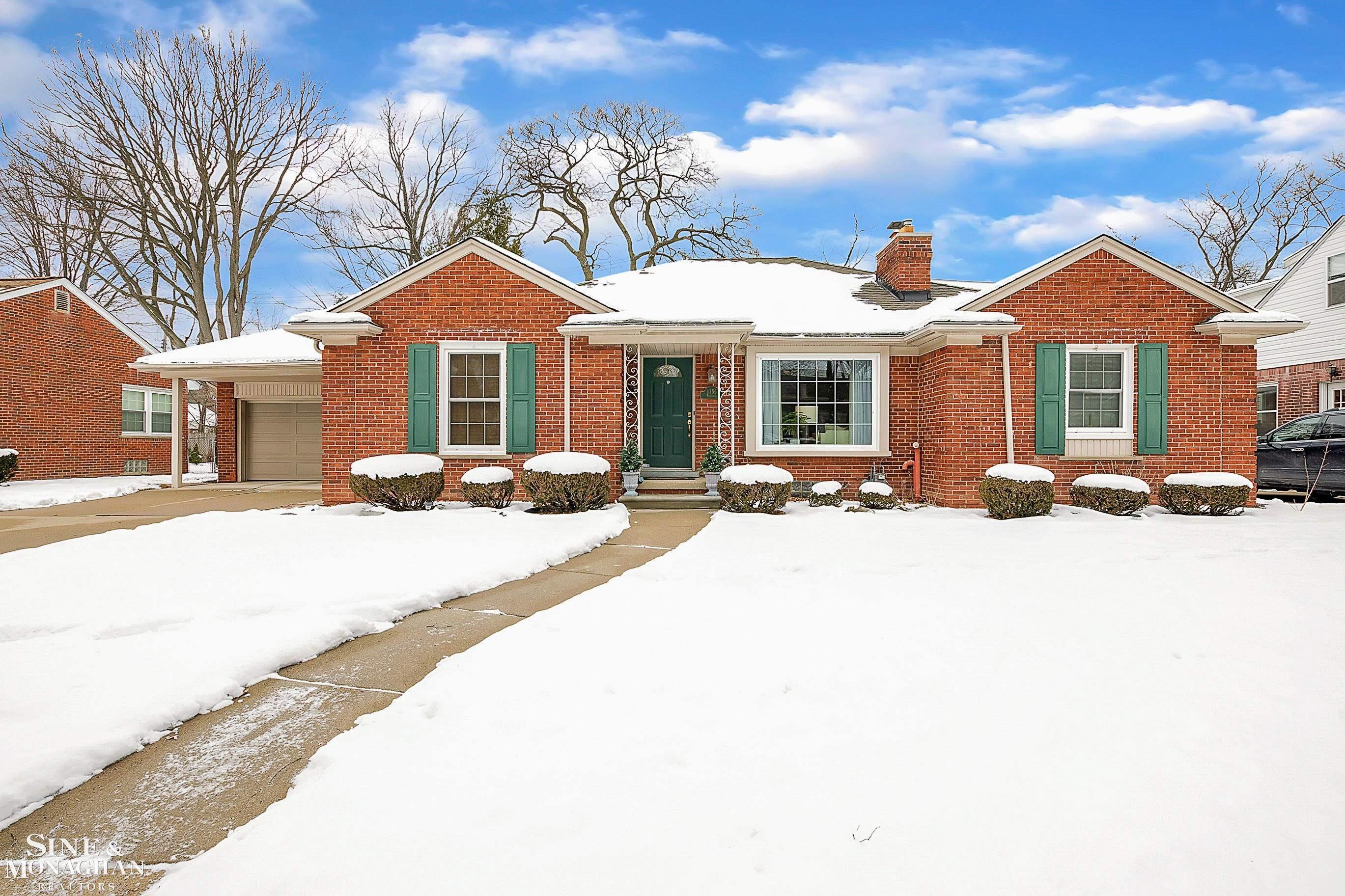 1356 Fairholme Road Grosse Pointe, MI 48236 - Photo 1 of 55 50100568.JPG
