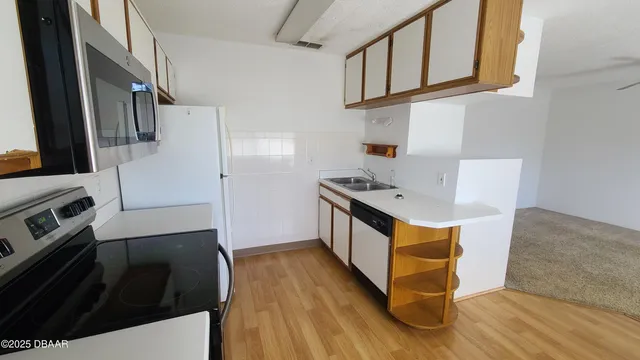 $1,200 | 1601 Big Tree Road, Unit 1206, South Daytona, FL 32119