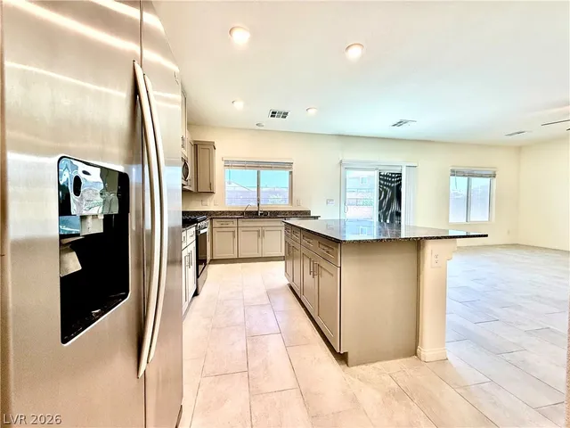 $2,895 | 1841 James Creek Drive, North Las Vegas, NV 89084