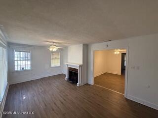 3434 Midlawn Street Jackson, MS 39213 - Photo 2 of 19 Living Room