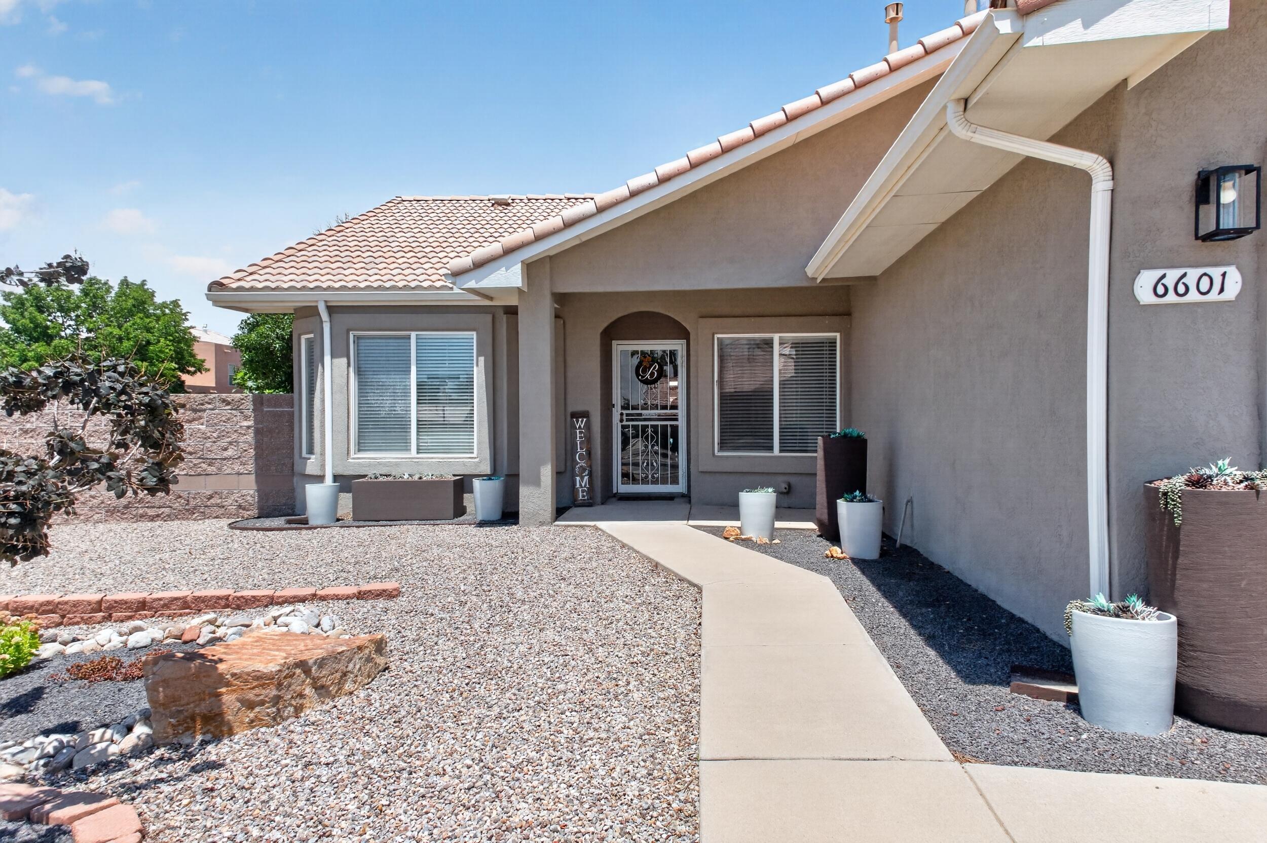 6601 Vista Del Rancho Road Northeast Albuquerque, NM 87113 - Photo 3 of 40 Gallery Image 3