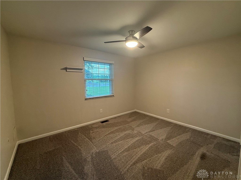 1201 East Centerville Station Road Dayton, OH 45459 - Photo 8 of 33