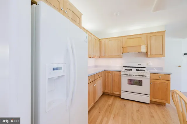 a view of a storage & utility room