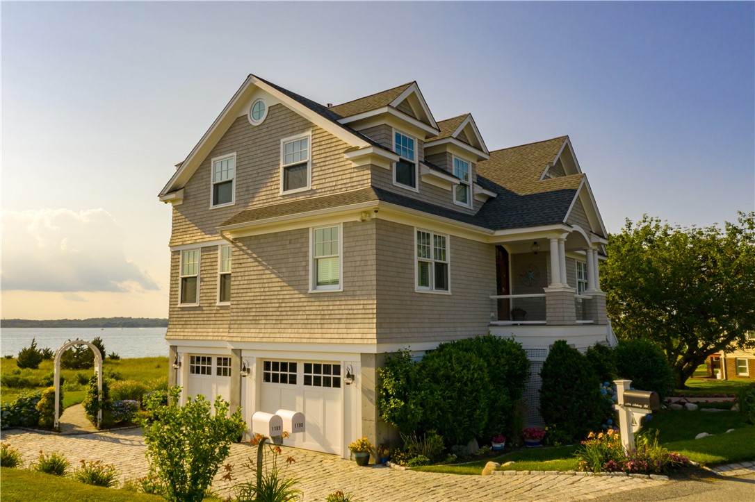 1194 Anthony Road Portsmouth, RI 02871 - Photo 4 of 50 Gallery Image 4