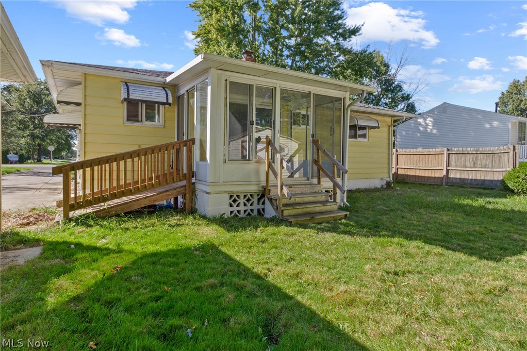 6145 Jaycox Road North Ridgeville, OH 44039 - Photo 12 of 34