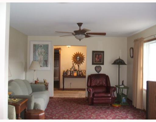 403 Parker Road Sarver, PA 16055 - Photo 9 of 18 Living Room.