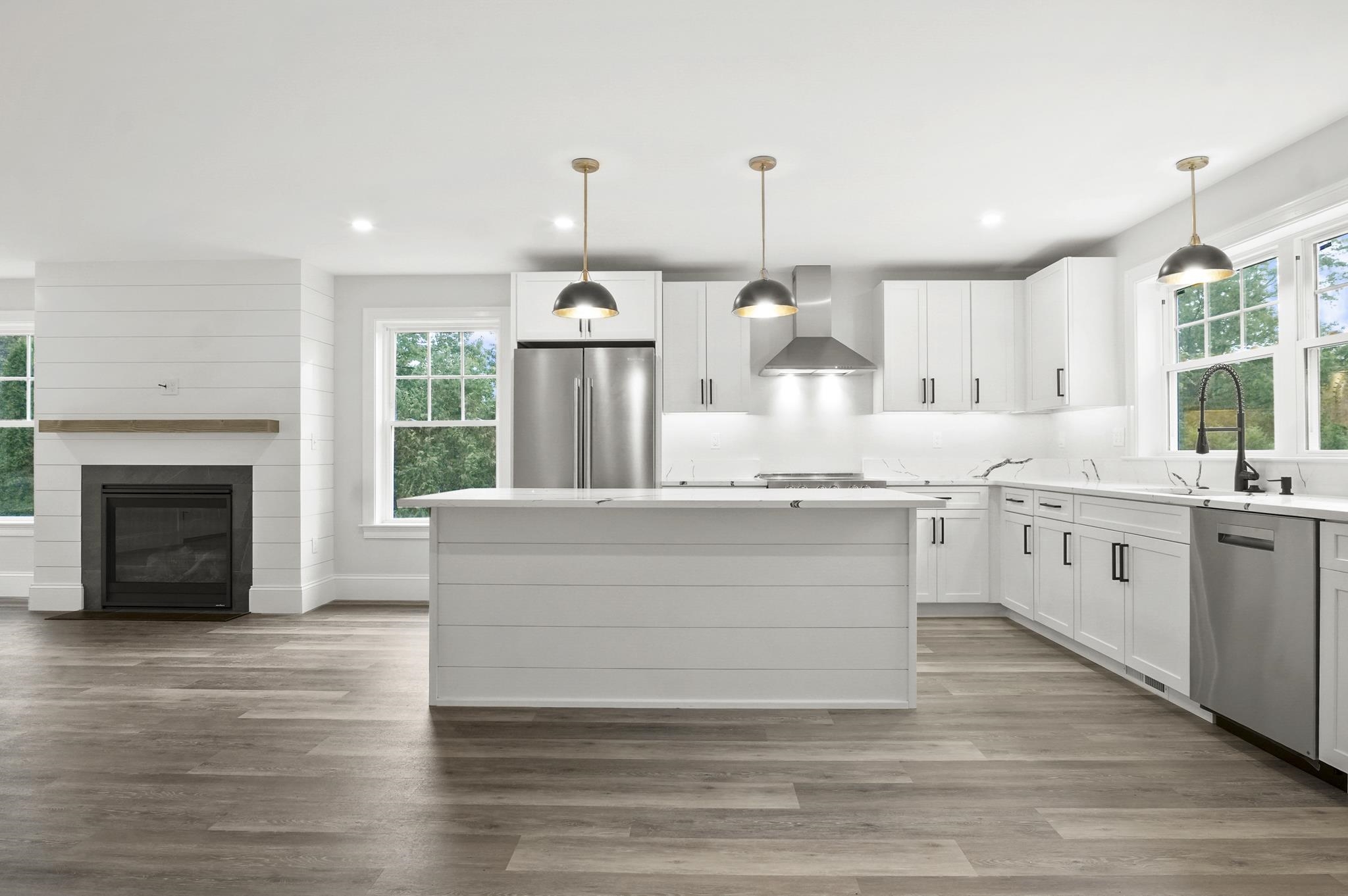 84 Blacksnake Road, Unit B Seabrook, NH 03874 - Photo 4 of 28