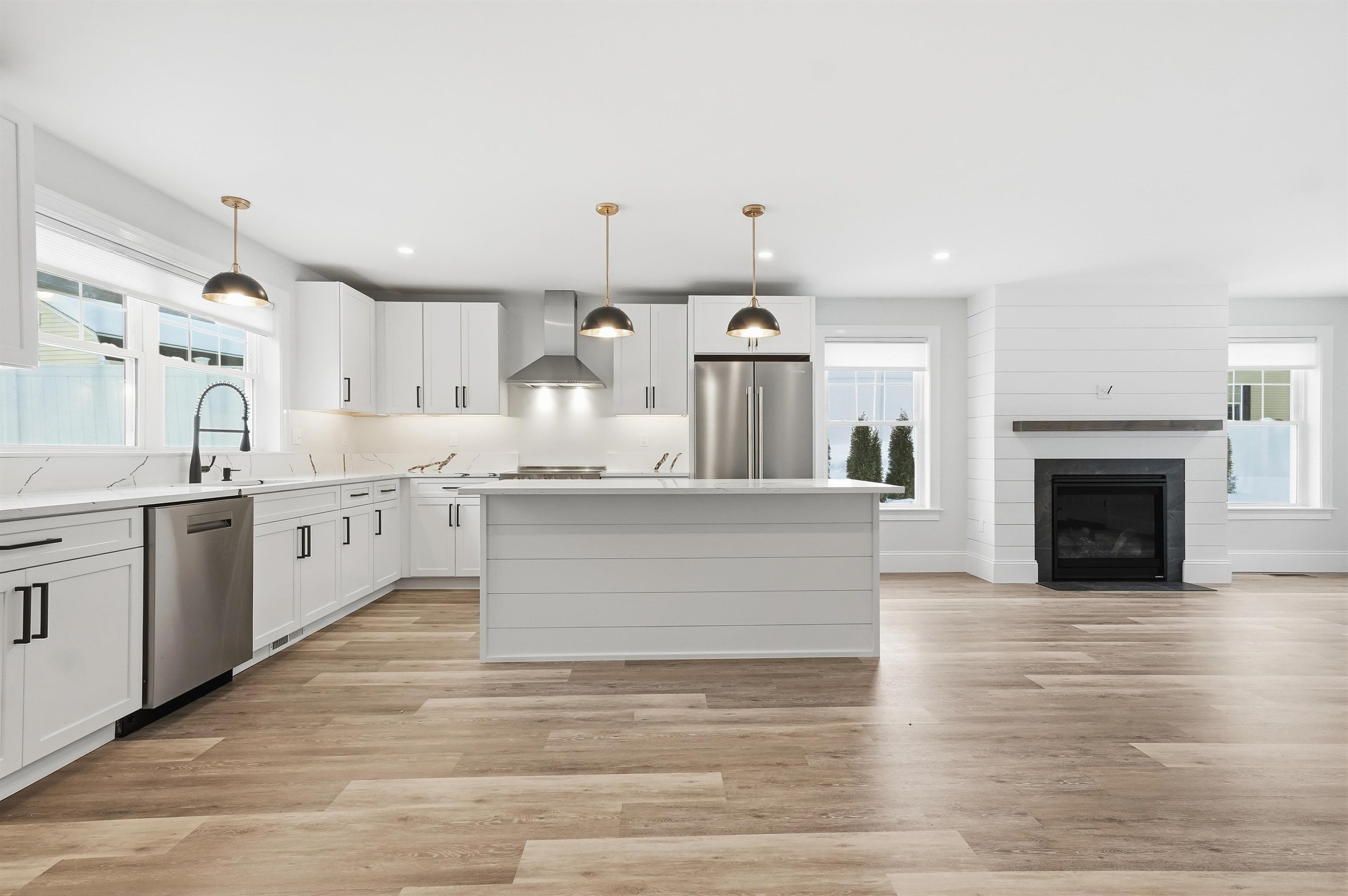 84 Blacksnake Road, Unit B Seabrook, NH 03874 - Photo 5 of 34