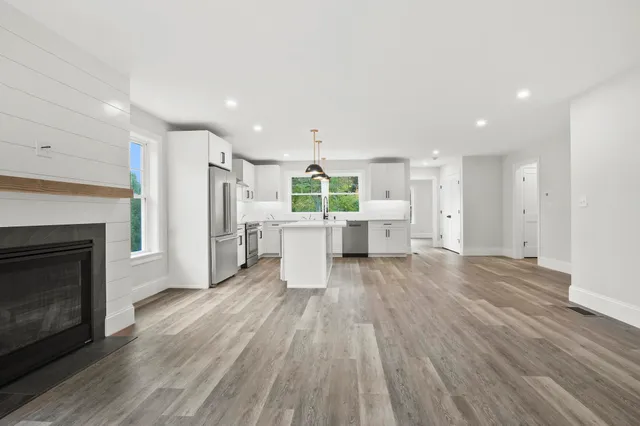 $689,900 | 84 Blacksnake Road, Unit B, Seabrook, NH 03874