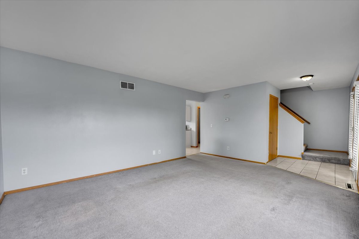 6621 Samantha Lane Rockford, IL 61107 - Photo 6 of 38