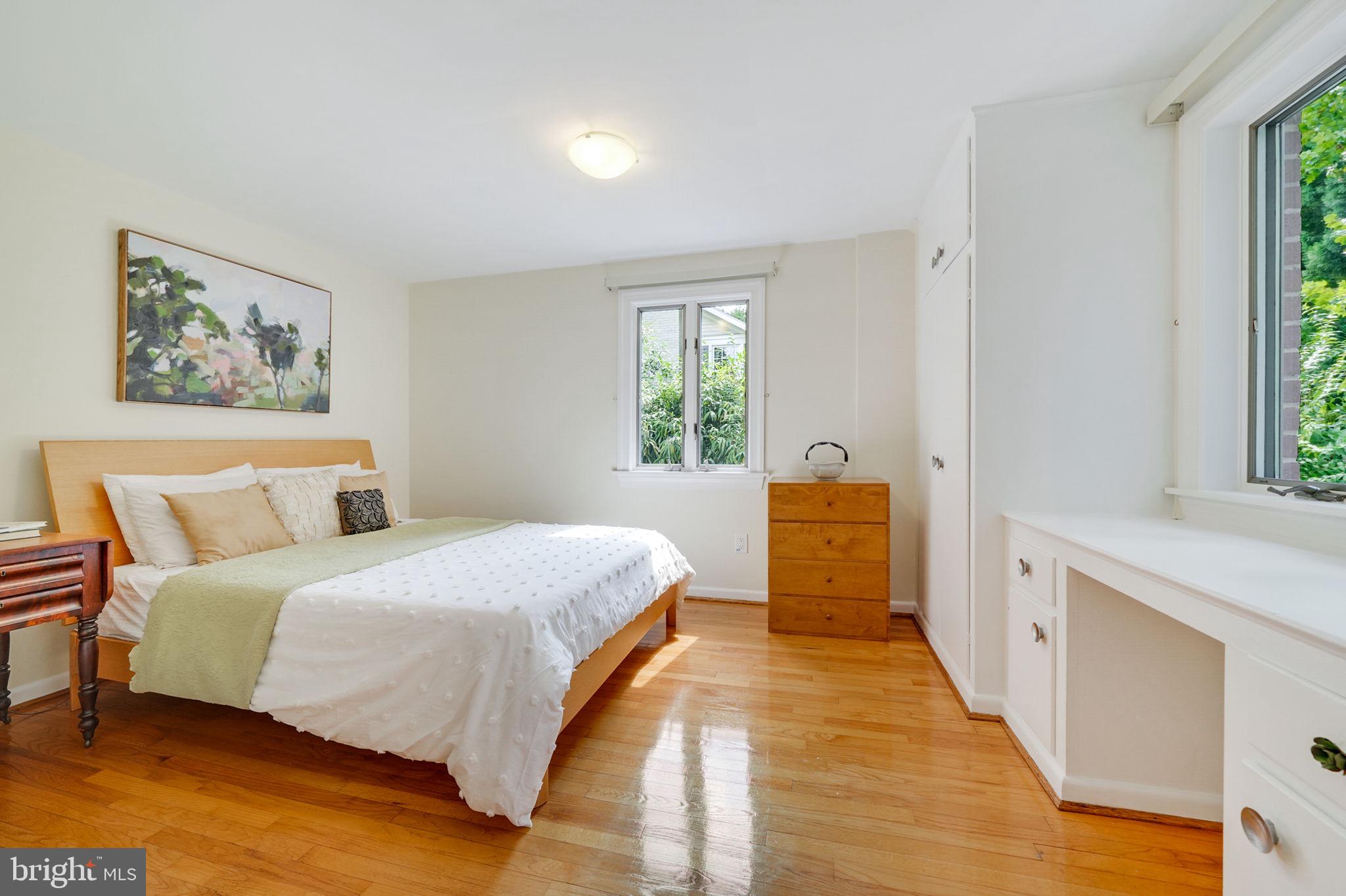 207 Buxton Road Falls Church, VA 22046 - Photo 20 of 42 Upstairs bedroom #2