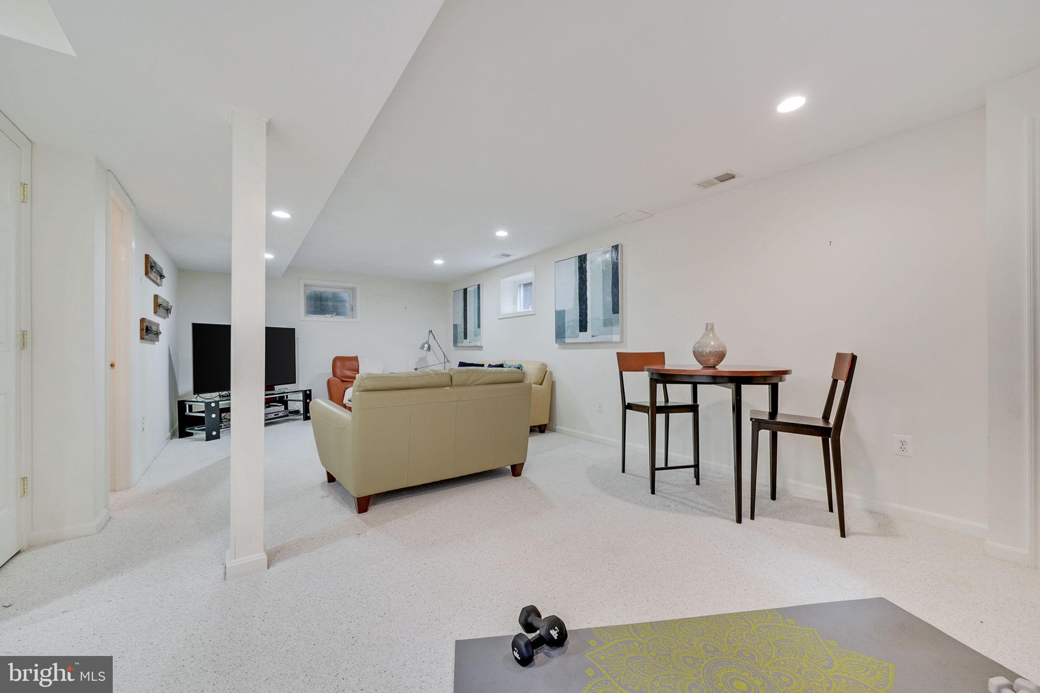 207 Buxton Road Falls Church, VA 22046 - Photo 29 of 42 Plenty of room for exercise and games.