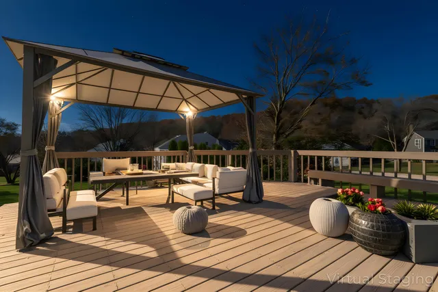 $579,900 | 2811 Comanche Court South, Waukesha, WI 53188