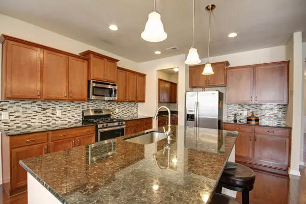 $4,300 | 2597 Larch Lane, Mount Pleasant, SC 29466