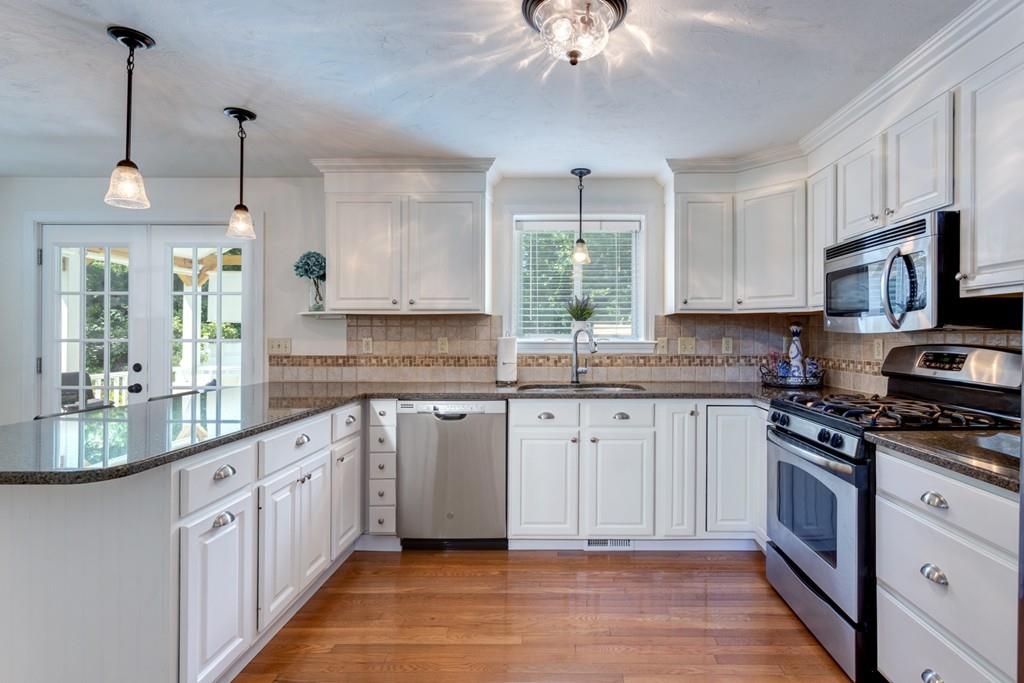 32 Padden Road Franklin, MA 02038 - Photo 8 of 42 Gallery Image 8