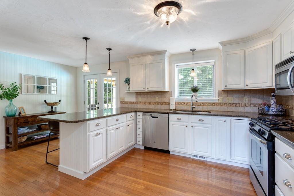 32 Padden Road Franklin, MA 02038 - Photo 9 of 42 Gallery Image 9