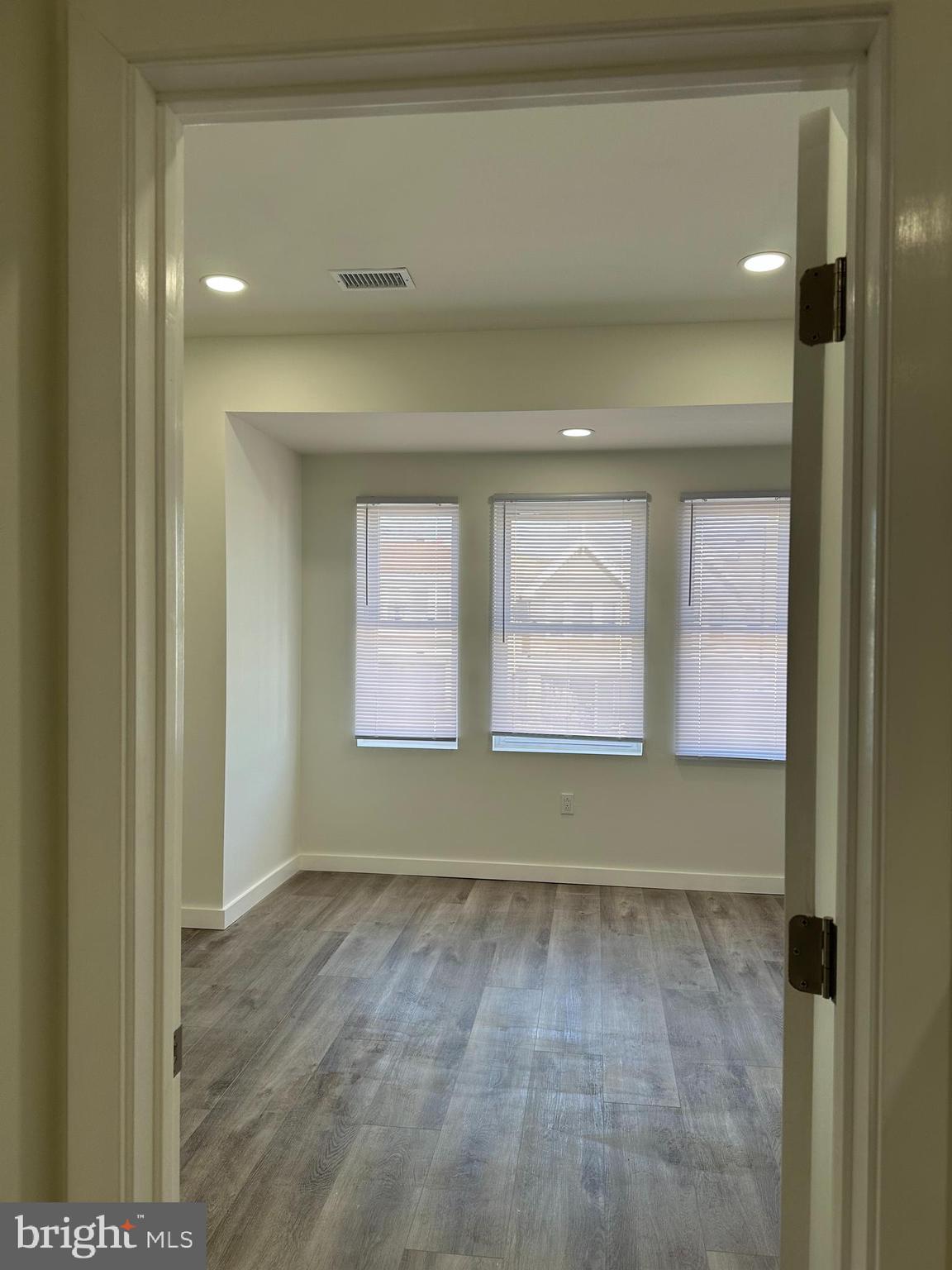 5818 Stockton Road Philadelphia, PA 19138 - Photo 25 of 32