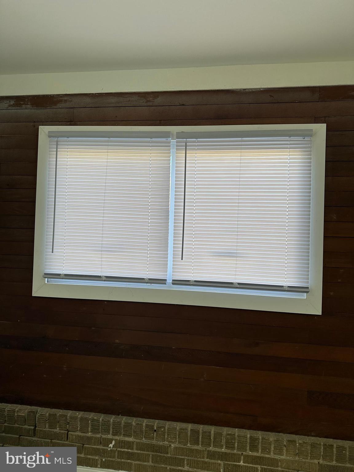 5818 Stockton Road Philadelphia, PA 19138 - Photo 3 of 32