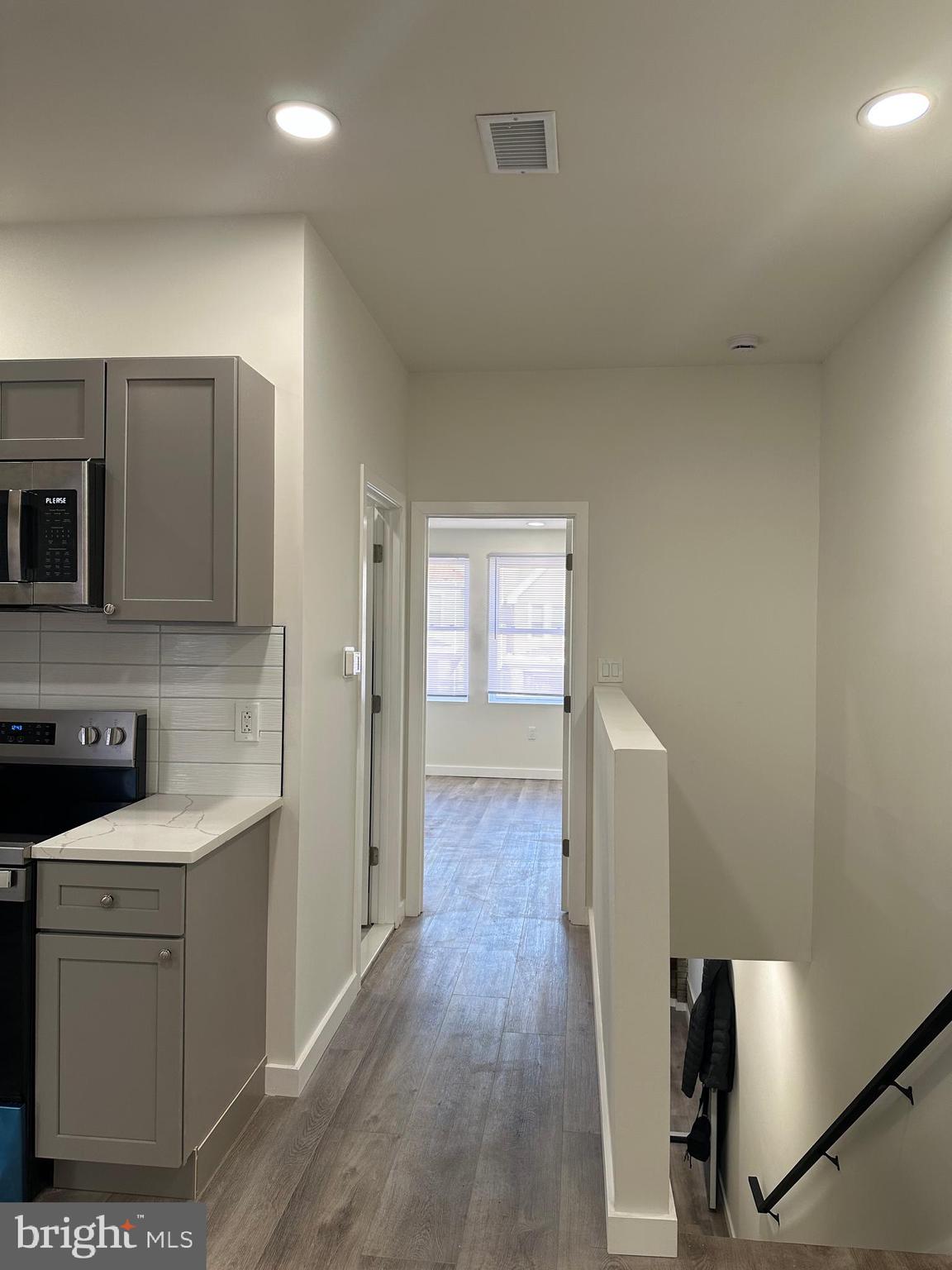 5818 Stockton Road Philadelphia, PA 19138 - Photo 9 of 32