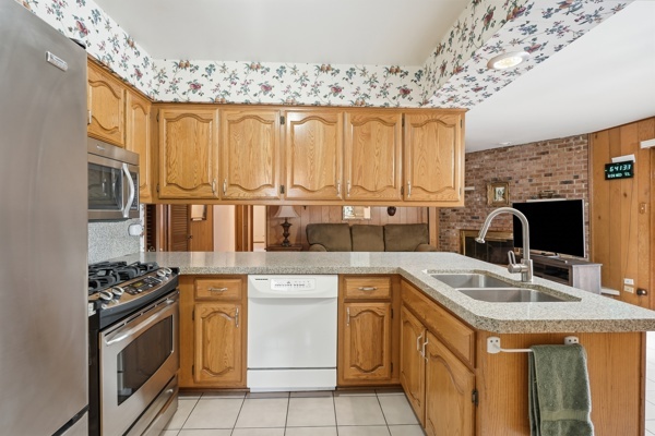 3459 Huntington Terrace Crete, IL 60417 - Photo 15 of 34