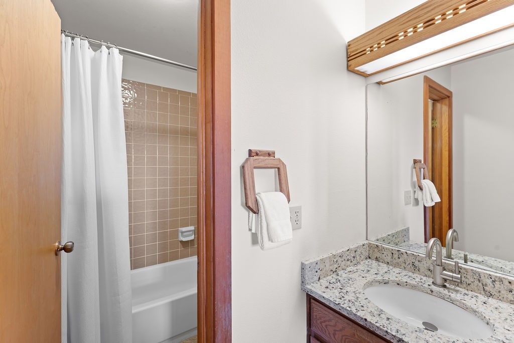 9401 Ryan Gulch Road, Unit 23 Silverthorne, CO 80498 - Photo 16 of 39