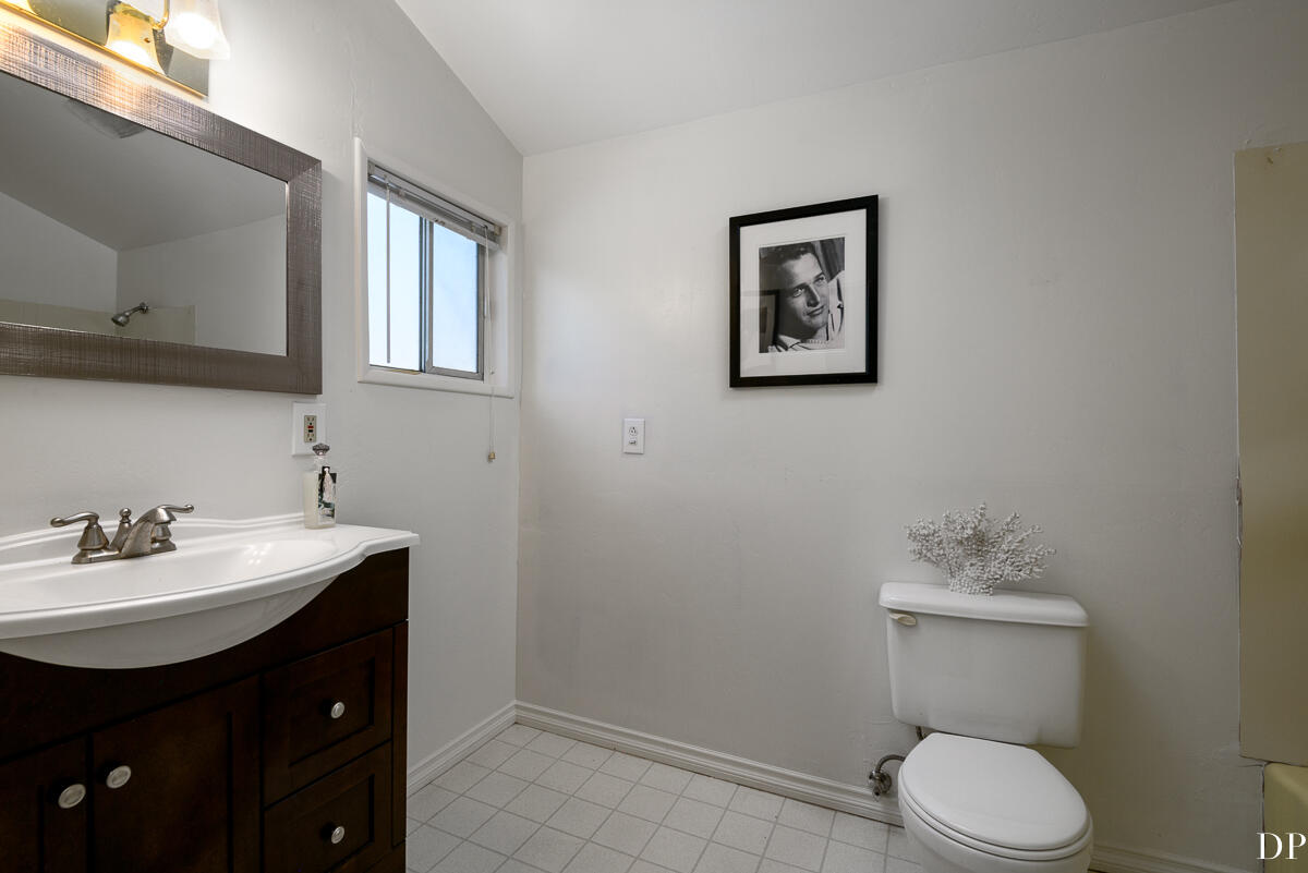3649 Foothill Road Santa Barbara, CA 93105 - Photo 16 of 22 BathRoom2 (1)