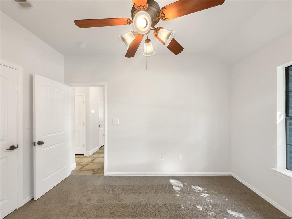 100 Horizon Circle Azle, TX 76020 - Photo 13 of 29