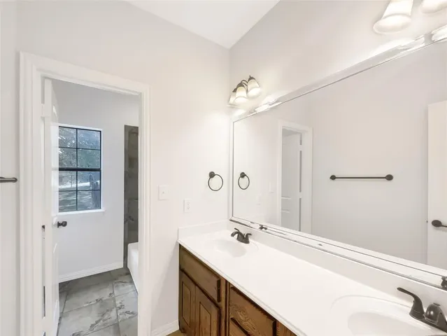 $488,000 | 100 Horizon Circle, Azle, TX 76020