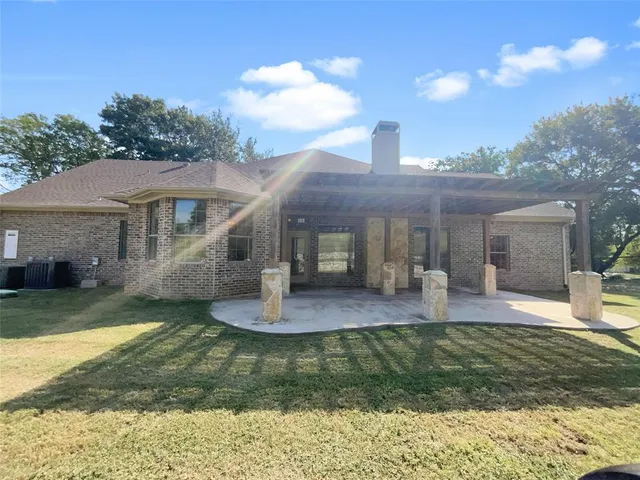 $488,000 | 100 Horizon Circle, Azle, TX 76020