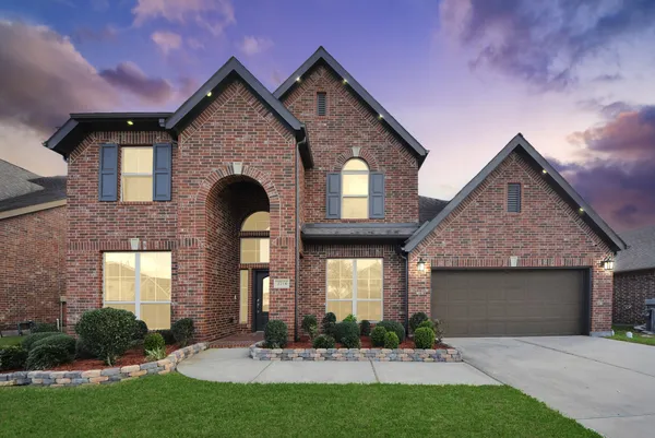 $599,999 | 2714 Newport Lake Boulevard, Manvel, TX 77578
