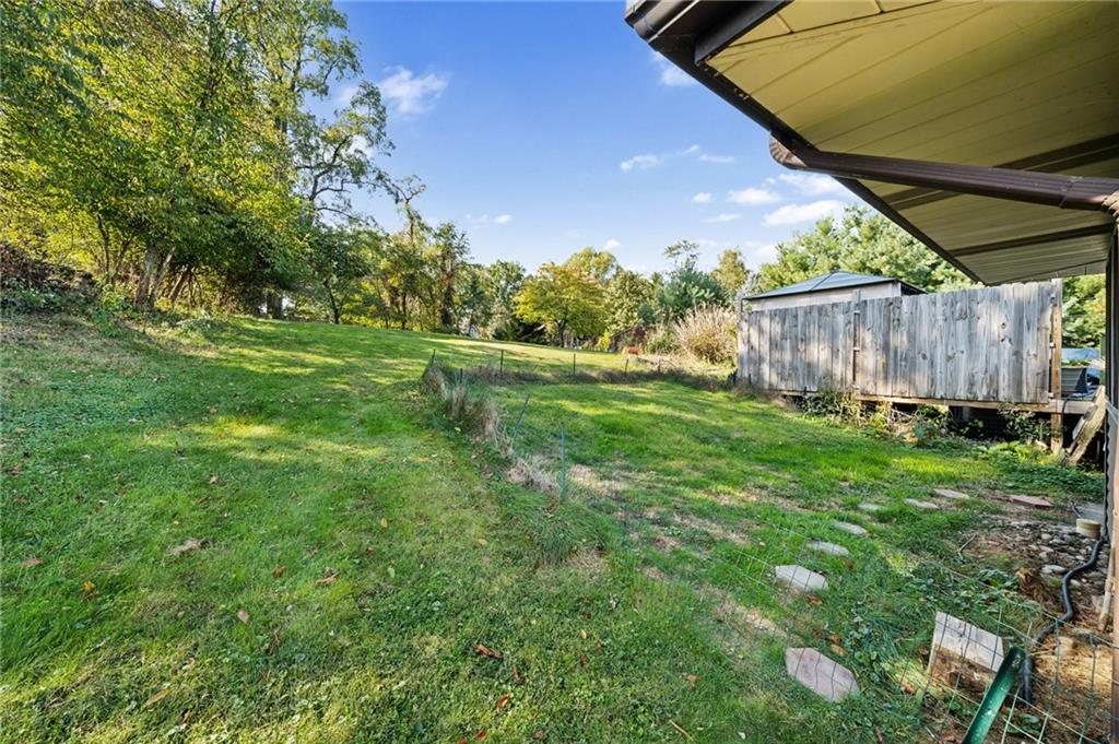 933 Braddock Road Pittsburgh, PA 15221 - Photo 31 of 35