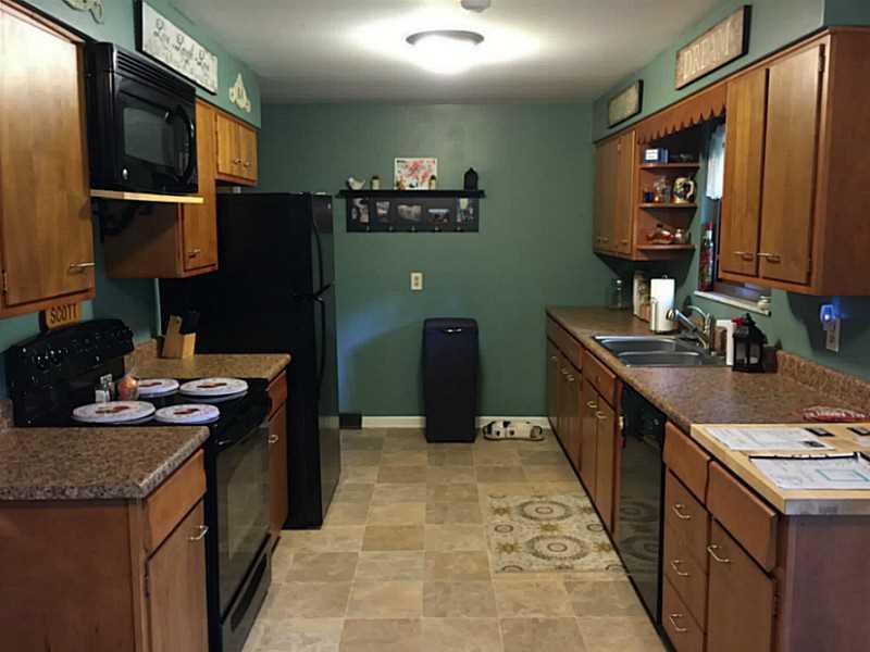 2940 Old Springfield Road Springfield, OH 45502 - Photo 2 of 20