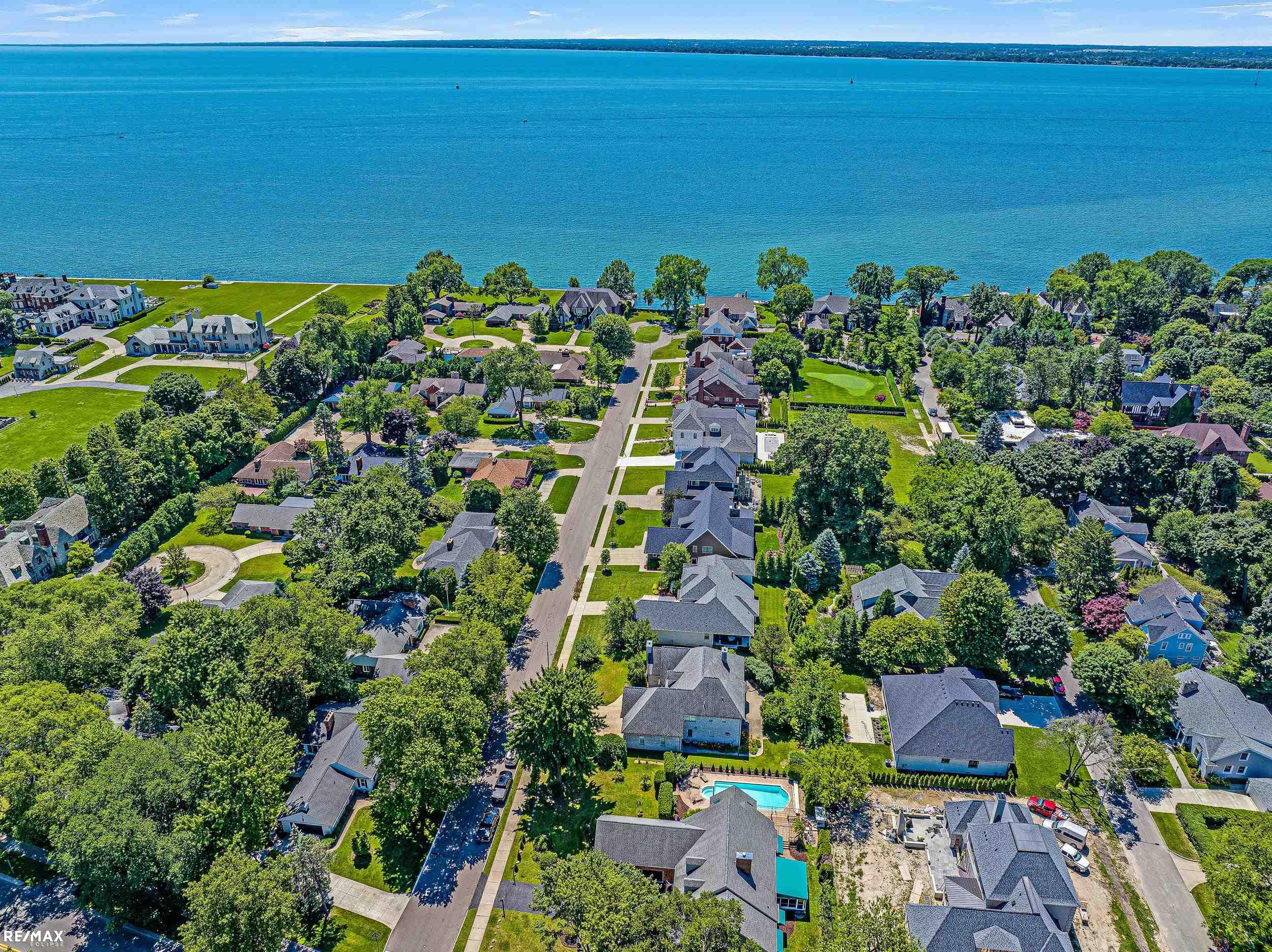 895 Bishop Road Grosse Pointe, MI 48230 - Photo 57 of 57 50147351-2e31e1bf-f579-4ee6-964d-ada24e81792a.JPG