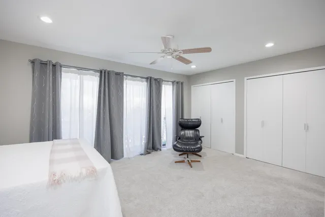 $245,000 | 1468 Oakbrook E Drive, Rochester Hills, MI 48307