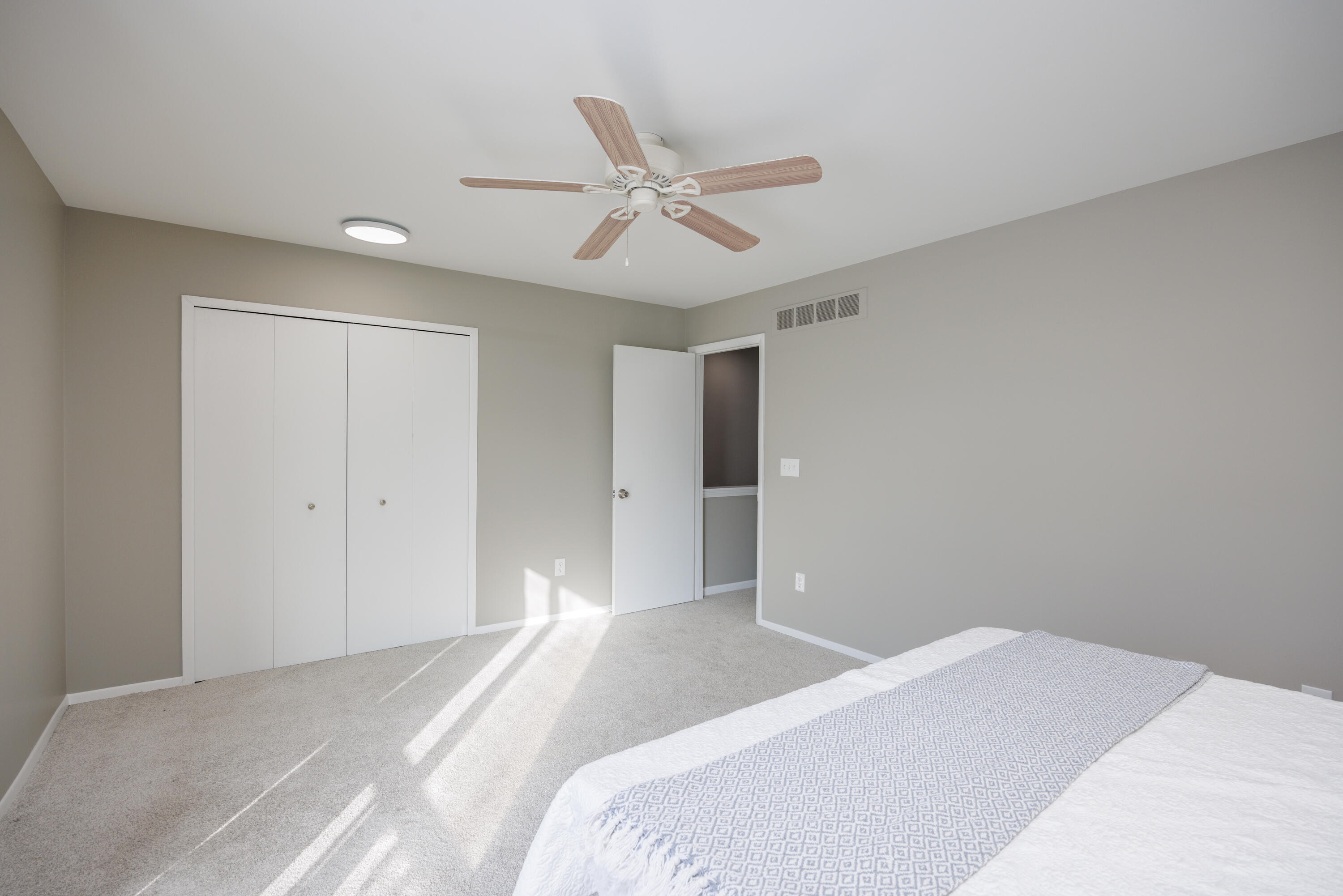 1468 Oakbrook E Drive Rochester Hills, MI 48307 - Photo 16 of 23 1468 Oakbrook-13