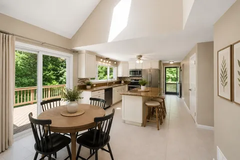 $739,900 | 7 Hundred Oaks Lane, Ashland, MA 01721