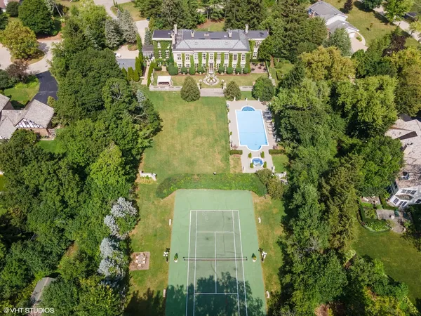 $5,300,000 | 275 Sussex Lane, Lake Forest, IL 60045