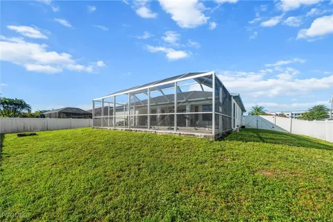 $375,000 | 203 Northwest 4th Avenue, Cape Coral, FL 33993