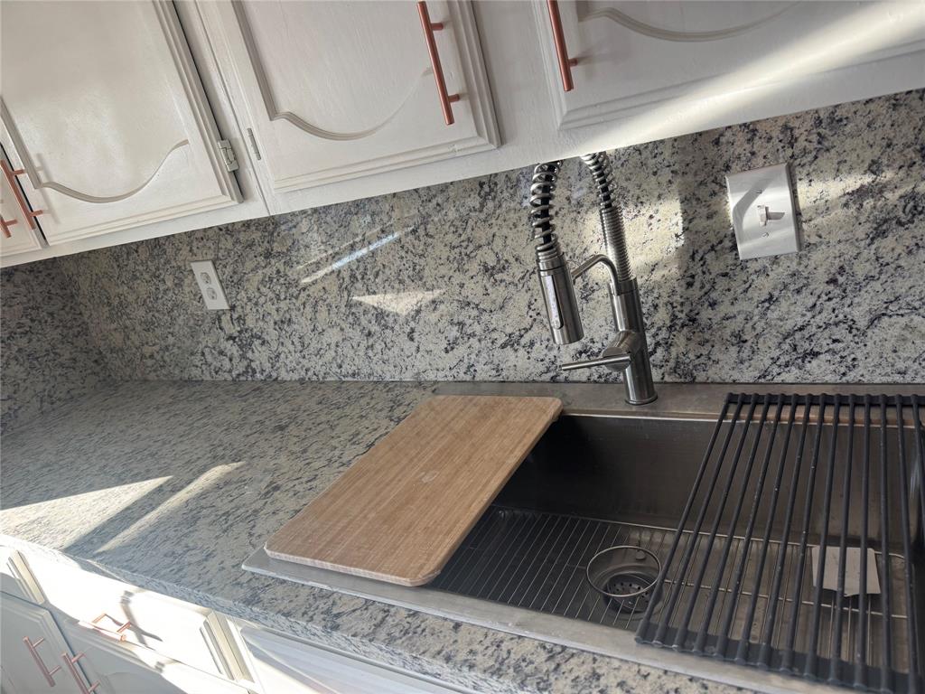 2125 Kings Road Carrollton, TX 75007 - Photo 24 of 33