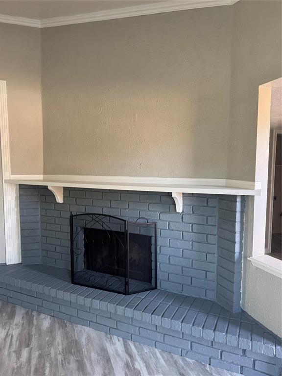 2125 Kings Road Carrollton, TX 75007 - Photo 5 of 33 a living room with furniture