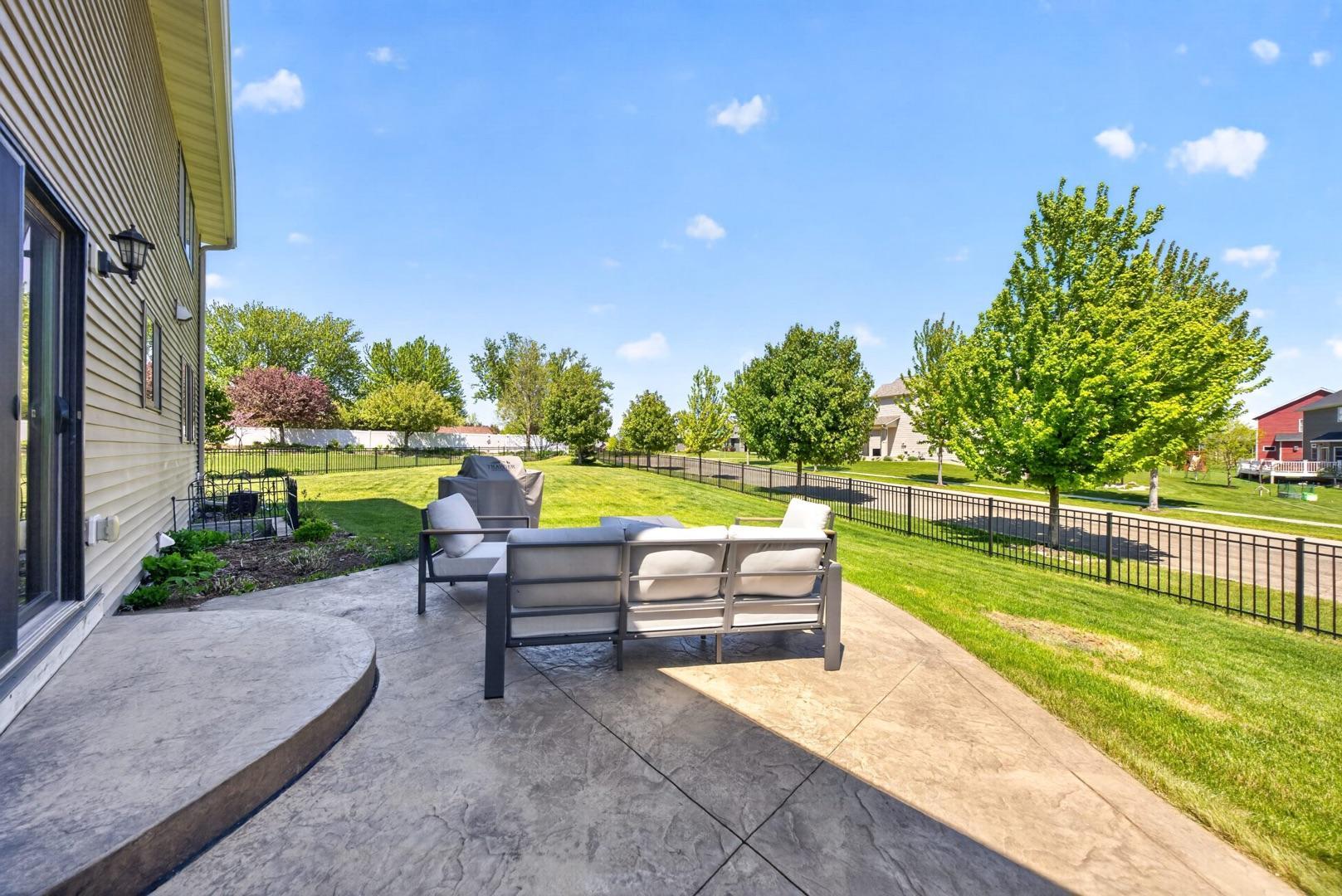 1721 Echo Ridge Street Southwest Rochester, MN 55902 - Photo 51 of 60